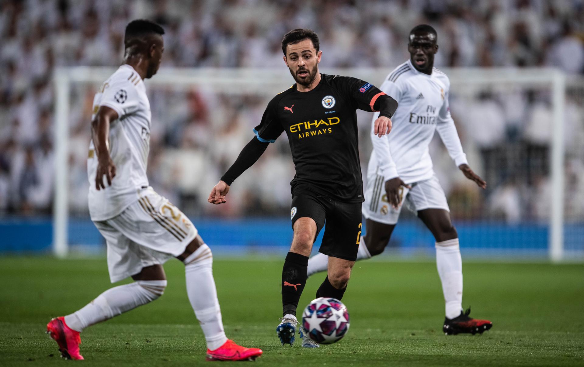 Bernardo Silva atira Real Madrid 'ao tapete' e guia City até Istambul